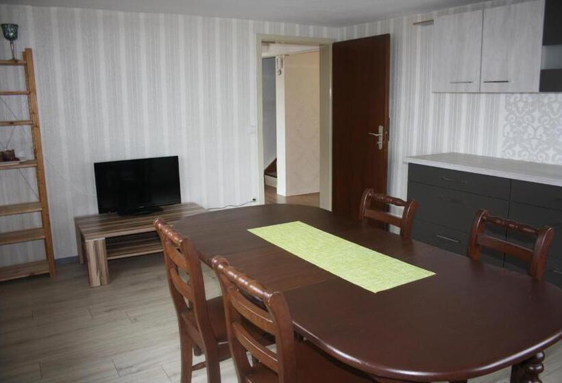 Apartamento 2 Quartos, Gasthaus Sonne