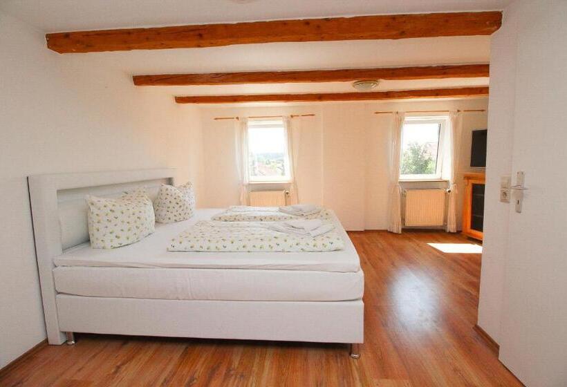 스탠다드 트리플 룸, Gasthof Jägerwirt