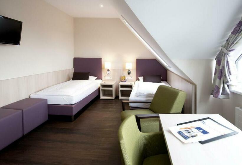 חדר סטנדרט, Hanns Lilje Haus