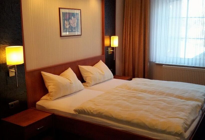 غرفة قياسية, Garni Herzog