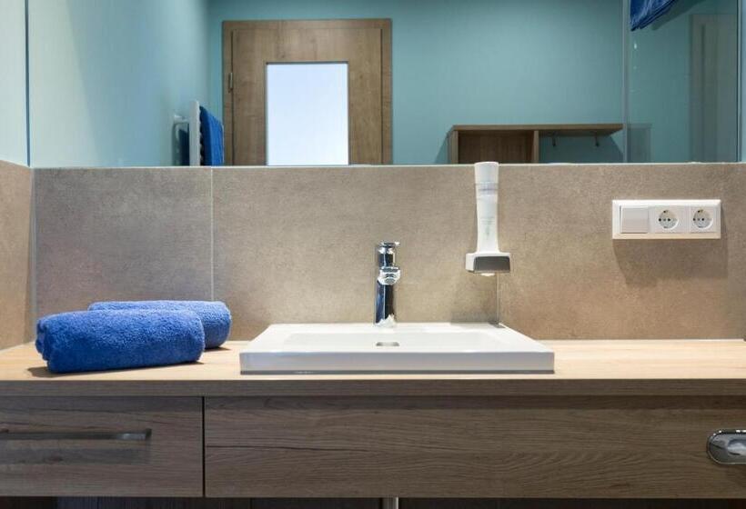 ベーシックトリプルルーム, Landgasthof Zahn