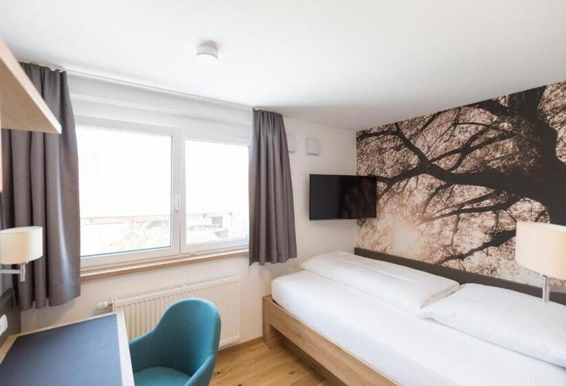 ベーシックトリプルルーム, Landgasthof Zahn