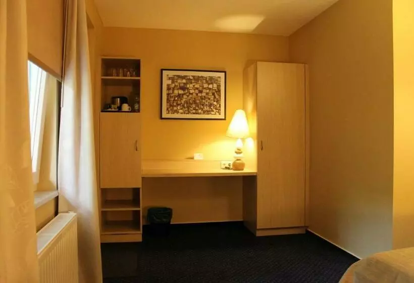 Standard-huone, Pur