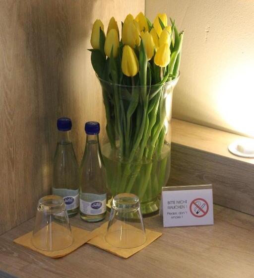 اتاق استاندارد, Pur