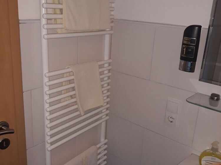 스탠다드 싱글 룸, Restaurant Stern