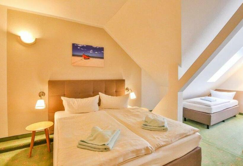 غرفة عائلية, & Restaurant Zur Zwiebel