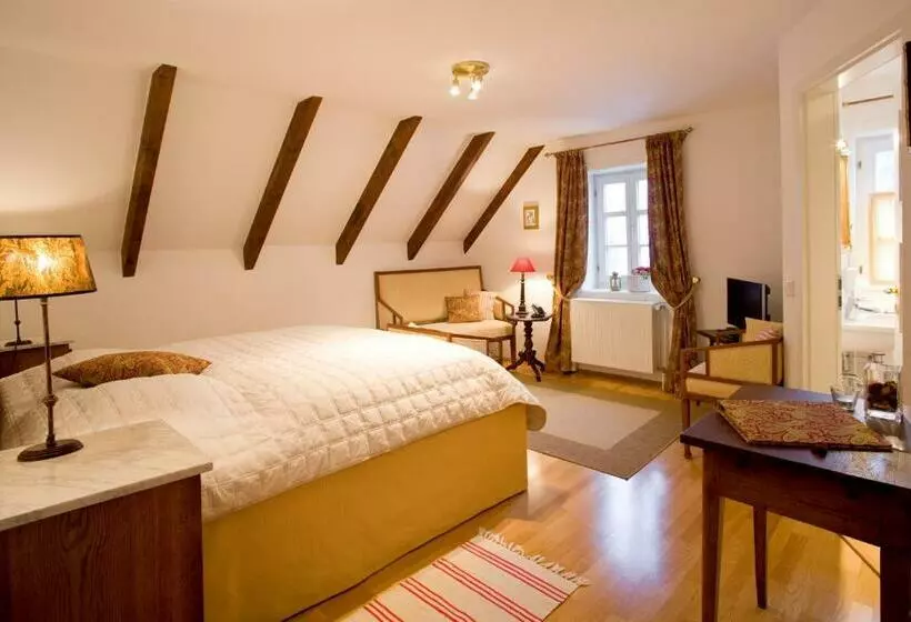 اتاق استاندارد, Romantik Hotel Landhaus Bärenmühle