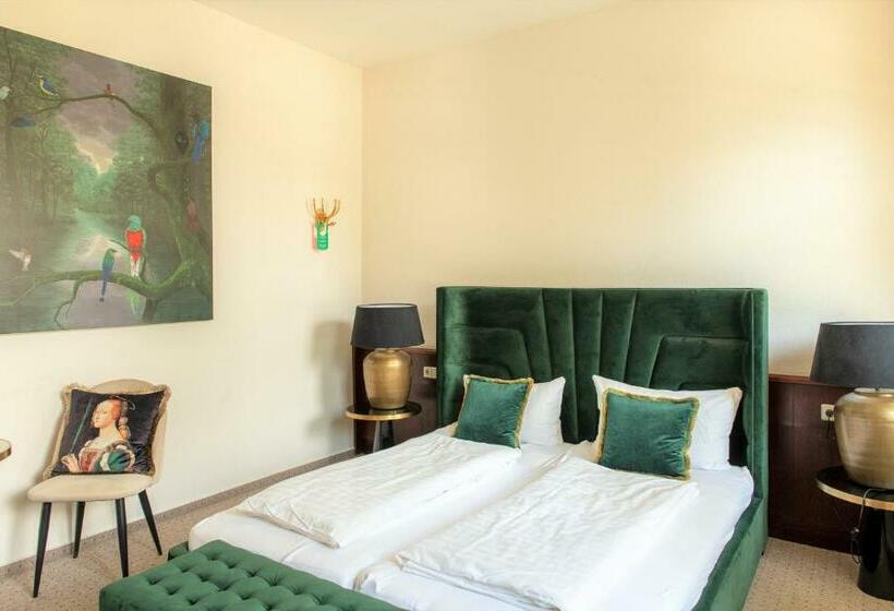 스탠다드 룸, & Restaurant Raueneck