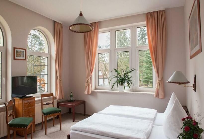 스탠다드 룸, & Restaurant Raueneck