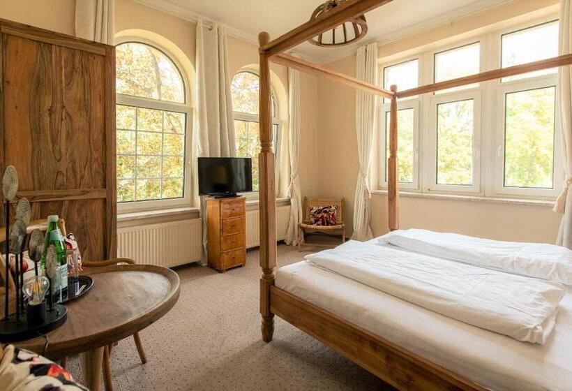 컴포트 룸, & Restaurant Raueneck