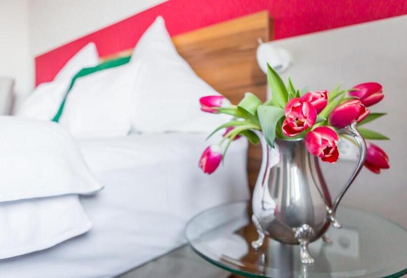 Номер Стандарт, Vorderburg