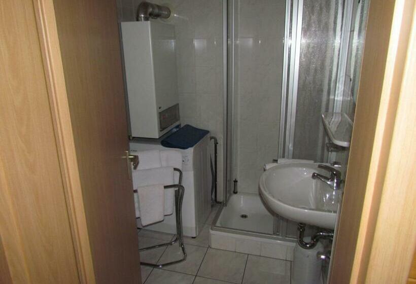 Номер Стандарт с Балконом, See Hotel Storchenmuehle