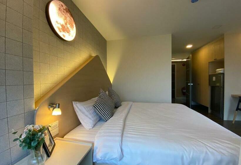 Standard Szoba, บ้านสุขใจ สามใบเถา