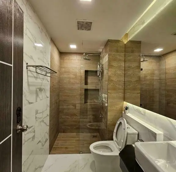 Deluxe-huone, บ้านสุขใจ สามใบเถา