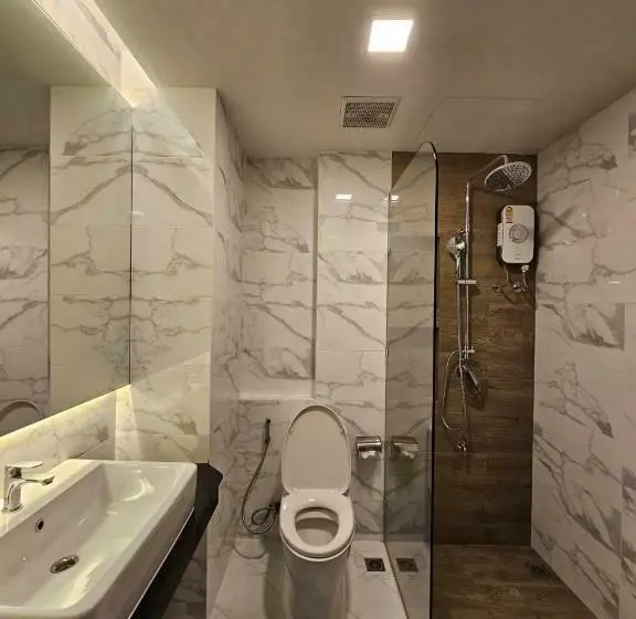 Standard Neljän Hengen Huone, บ้านสุขใจ สามใบเถา