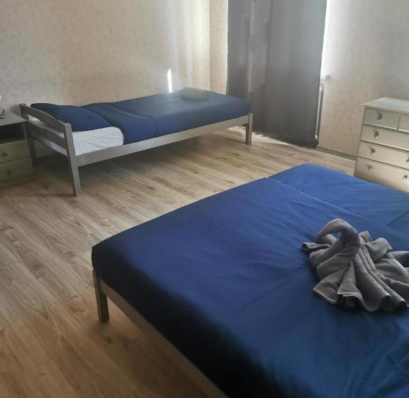 اتاق سوپریور, Telegrafs