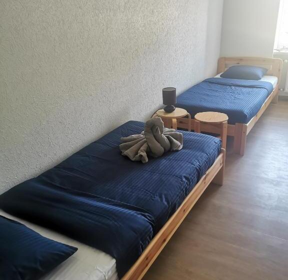 اتاق سوپریور, Telegrafs