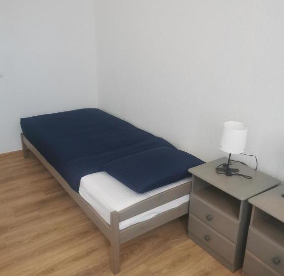 اتاق استاندارد, Telegrafs