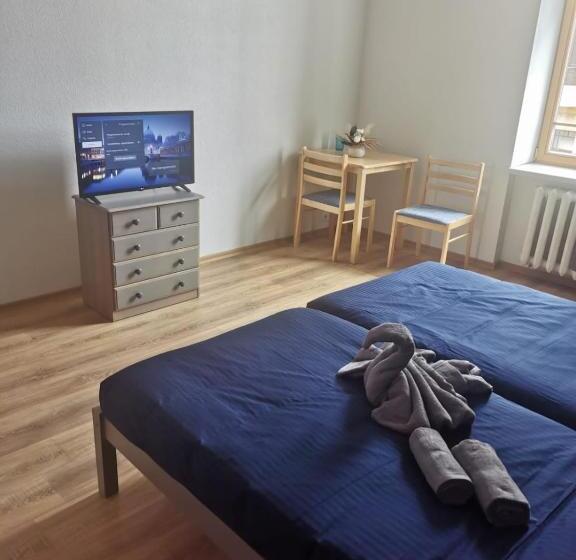 اتاق استاندارد, Telegrafs