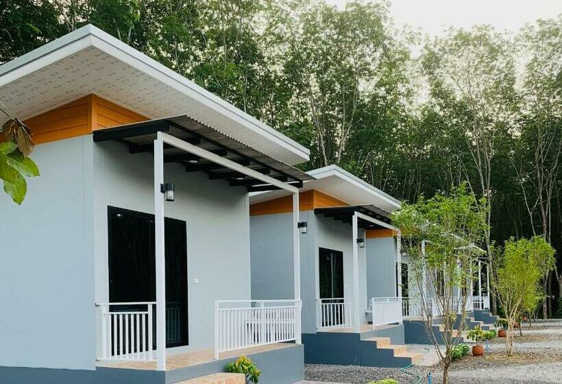 Camera Standard con Balcone, Suanvadee Resort สวนวดี รีสอร์ท