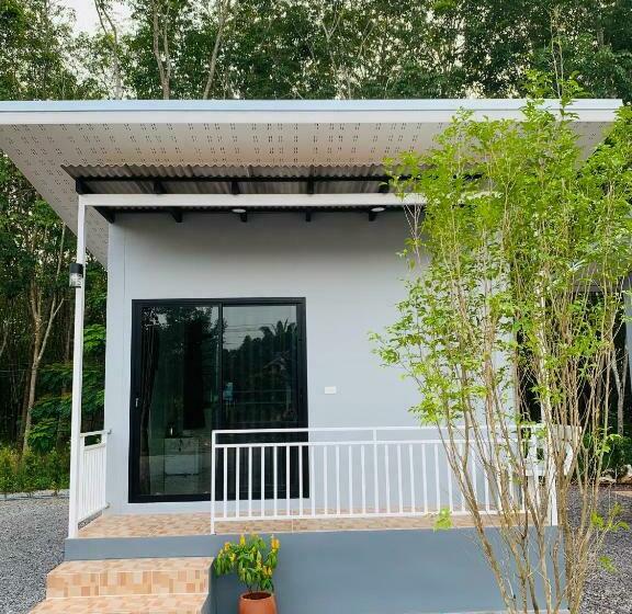 스탠다드 룸 가든 전망, Suanvadee Resort สวนวดี รีสอร์ท