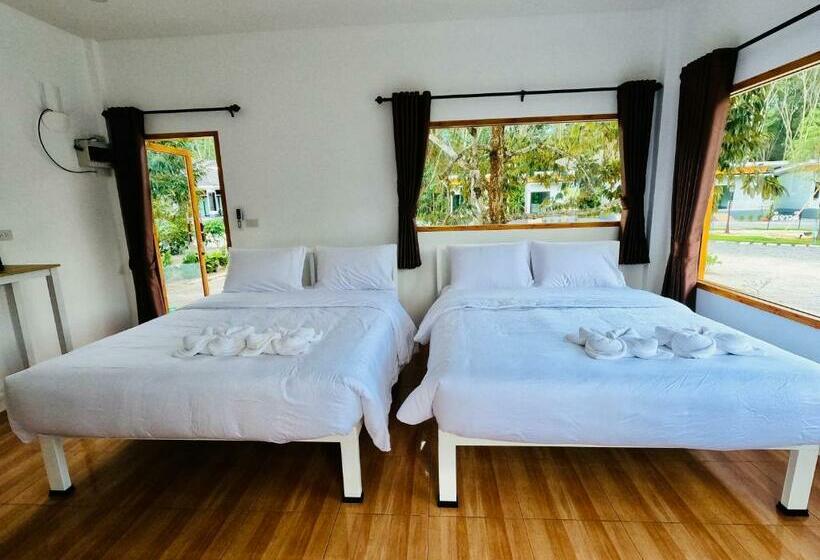 패밀리 룸, Suanvadee Resort สวนวดี รีสอร์ท