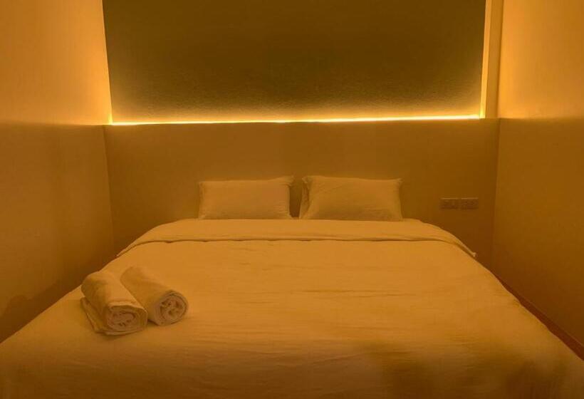 스탠다드 발코니 룸, Suanvadee Resort สวนวดี รีสอร์ท