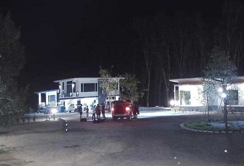 Camera Familiare, Suanvadee Resort สวนวดี รีสอร์ท