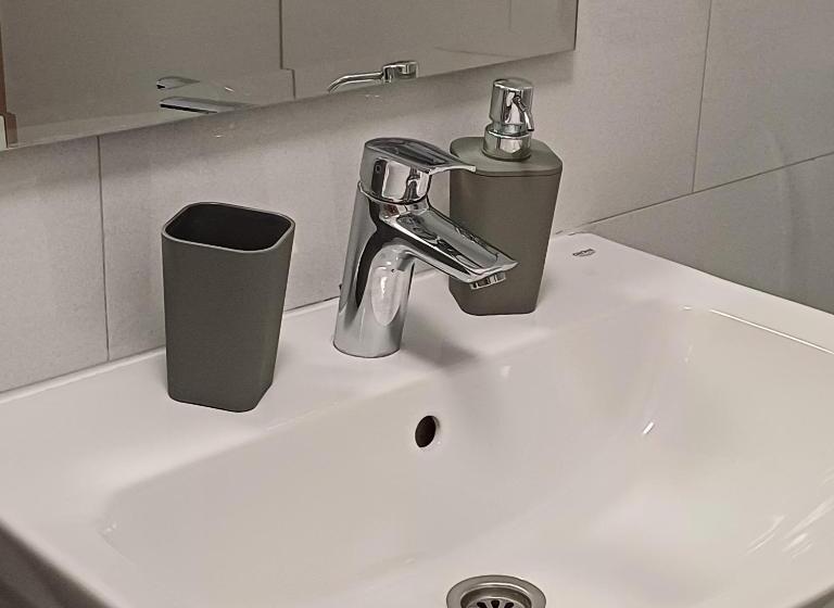 آپارتمان 1 خوابه, Rose Apartmans