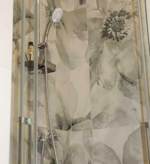 اتاق لوکس, B&b Gioia Civitanova Marche