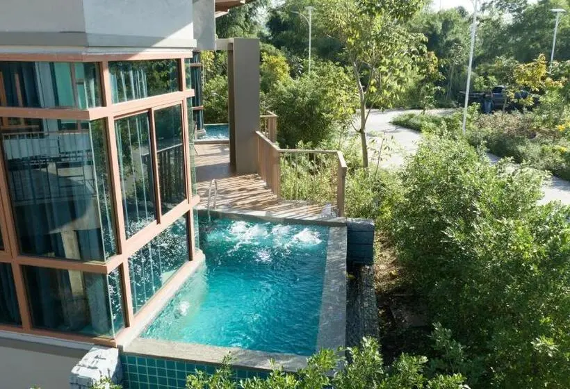 Standard Neljän Hengen Huone, Nakaburi Sanctuary Resort&spa