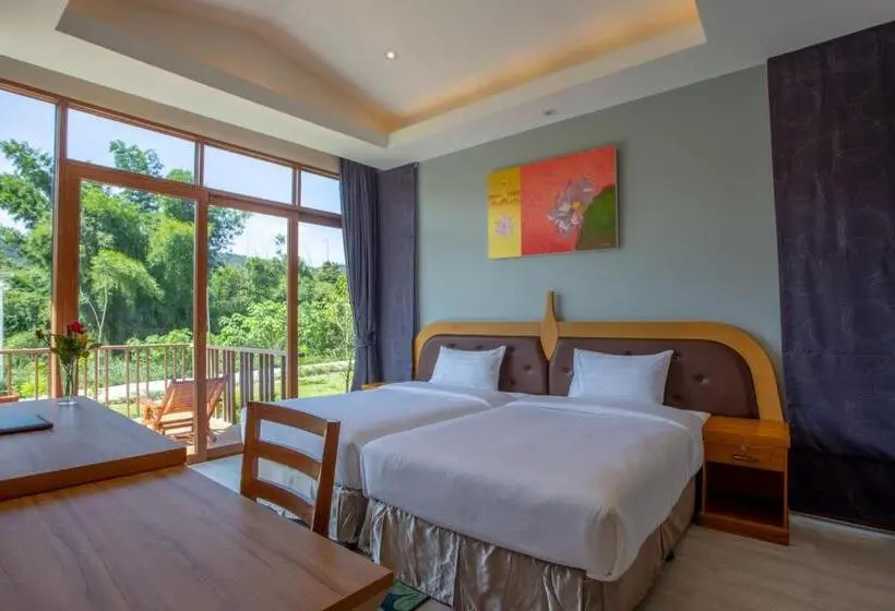 Villa 2 Makuuhuonetta, Nakaburi Sanctuary Resort&spa