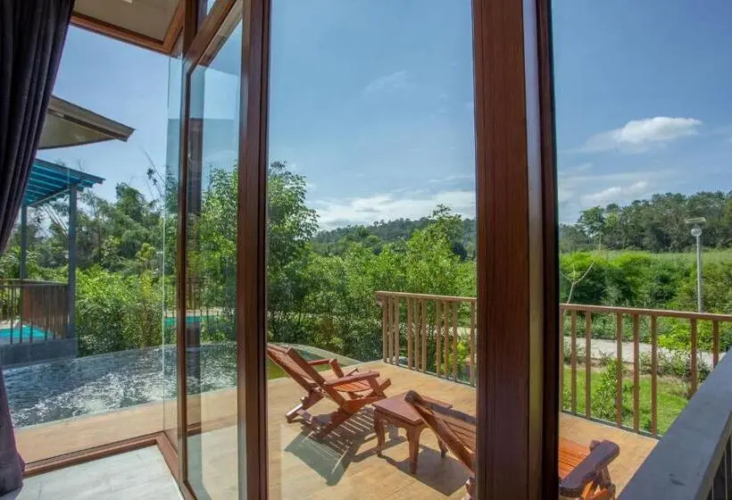 Villa 1 Makuuhuone, Nakaburi Sanctuary Resort&spa