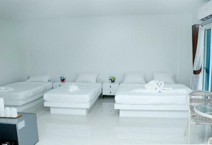 Семейный Номер, โรงเเรมวังสะพุงอินวิว