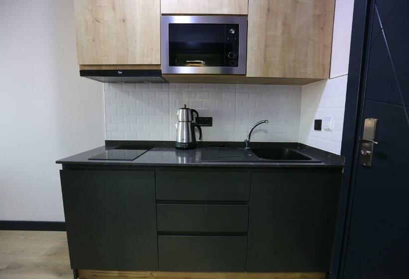 スタンダードスタジオ, North Star Suite