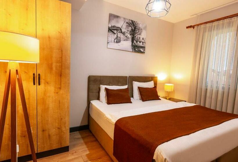 Полулюкс с Балконом, North Star Suite