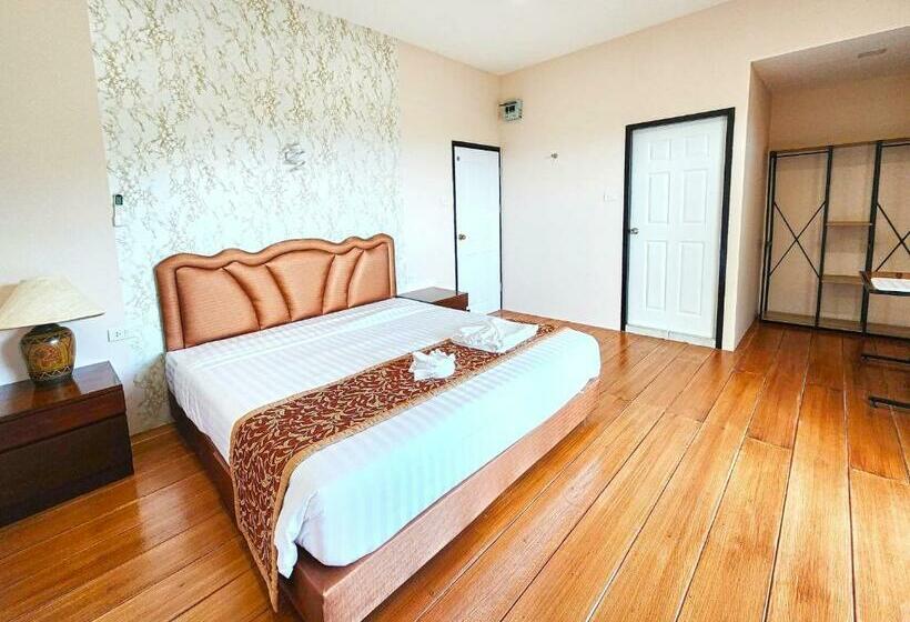 스탠다드 룸 킹사이즈 침대, So View Phuket Resort
