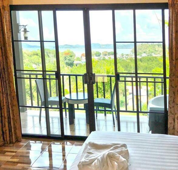 חדר סטנדרט עם מיטת קינג, So View Phuket Resort