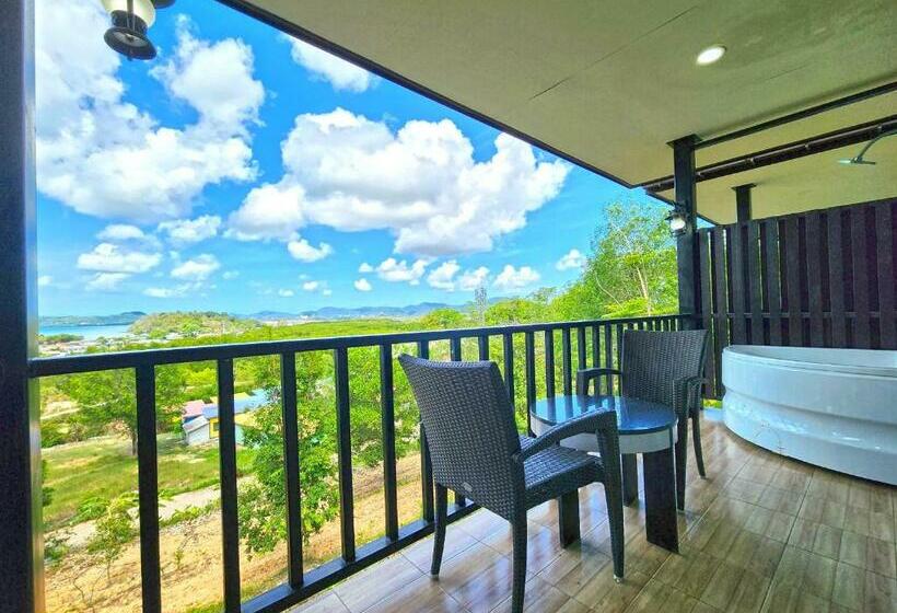 חדר סטנדרט עם מיטת קינג, So View Phuket Resort