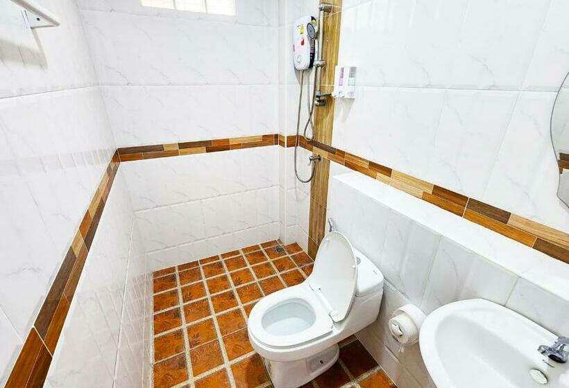 חדר סטנדרט, So View Phuket Resort