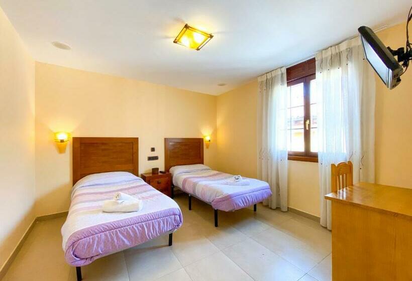 스탠다드 룸, Hostal Ainoa