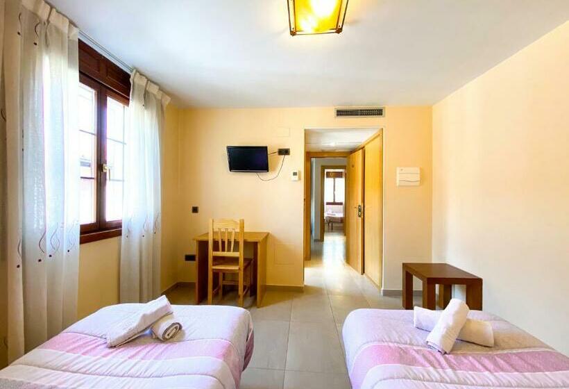 스탠다드 룸, Hostal Ainoa