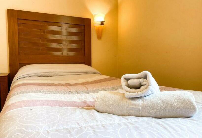 Номер Стандарт, Hostal Ainoa