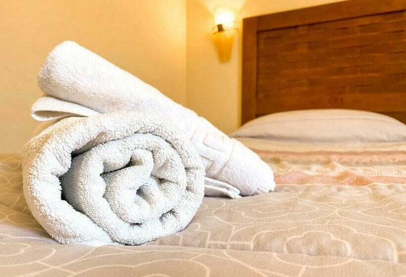 스탠다드 룸, Hostal Ainoa