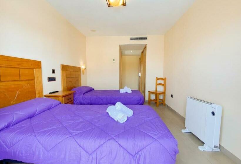 스탠다드 발코니 룸, Hostal Ainoa