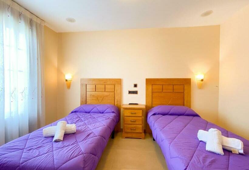 스탠다드 발코니 룸, Hostal Ainoa