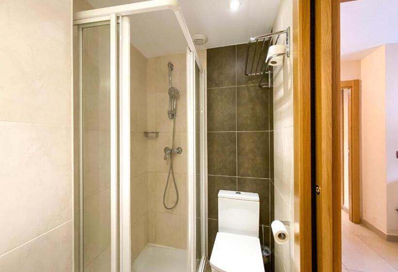 스탠다드 룸, Hostal Ainoa