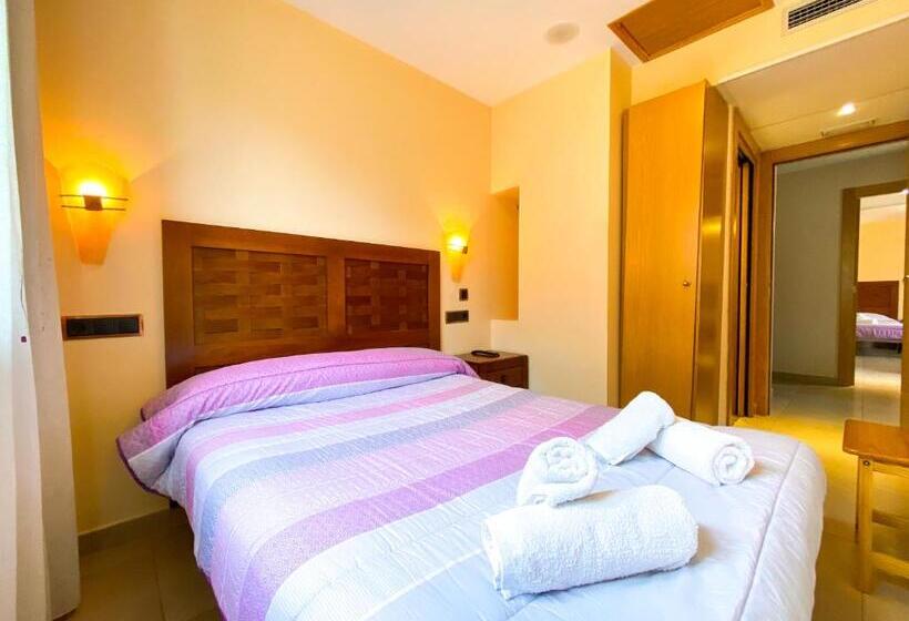 스탠다드 룸, Hostal Ainoa