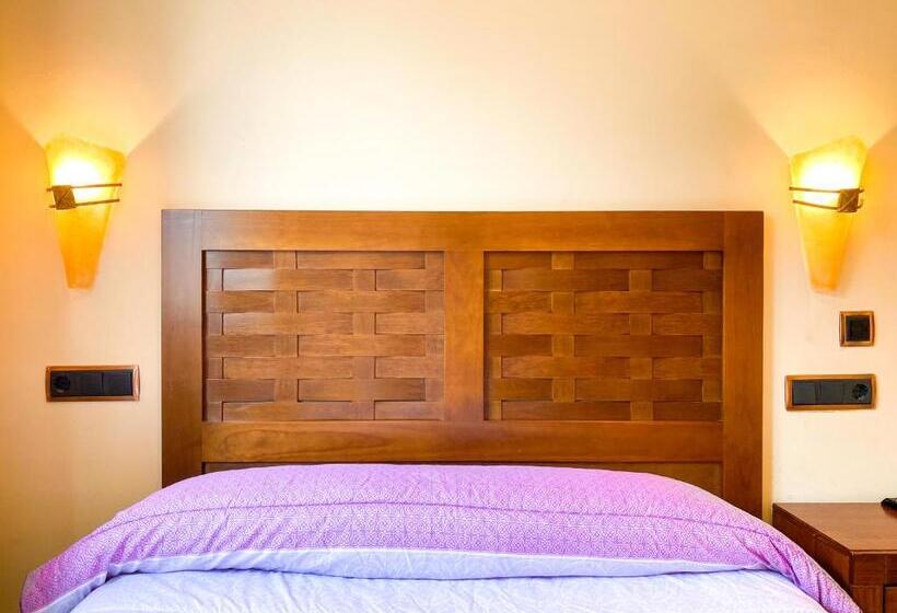 스탠다드 룸, Hostal Ainoa