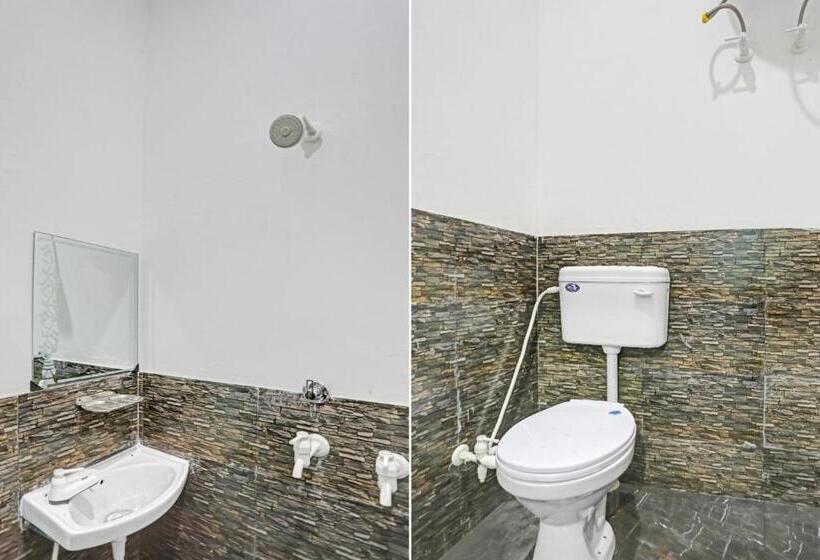 트리플 클래식 룸, Pop 81269  Paras Inn